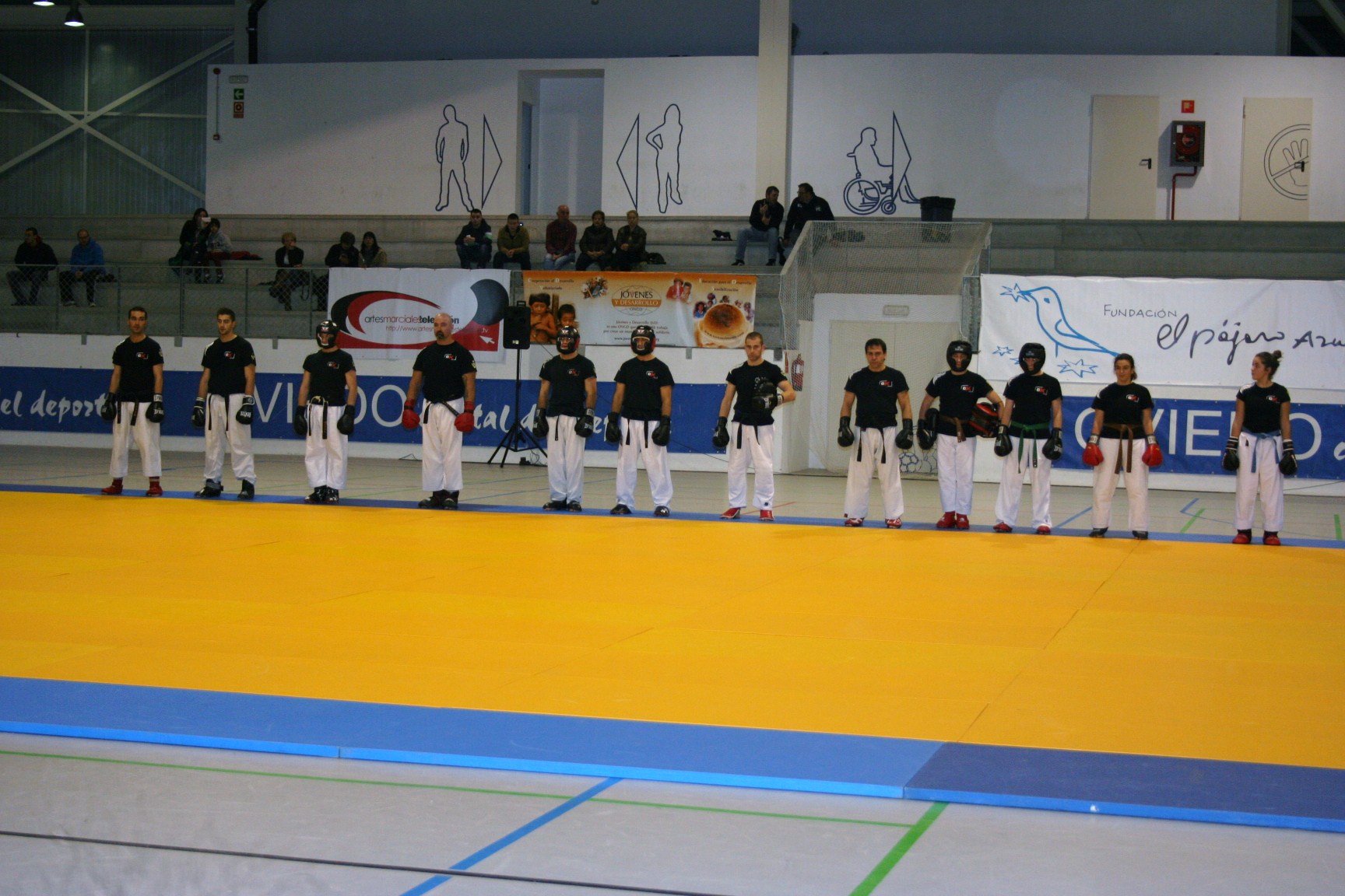 Gala Benéfica - Diciembre 2013